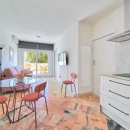 Soas Elviria Romana Playa Марбелья